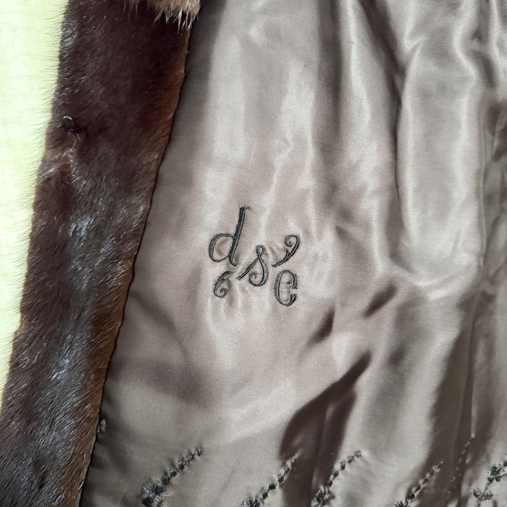 Vintage Mink Fur Coat Full Length Brown Floral Embroidered Lining Women's Medium - Picture 15 of 16